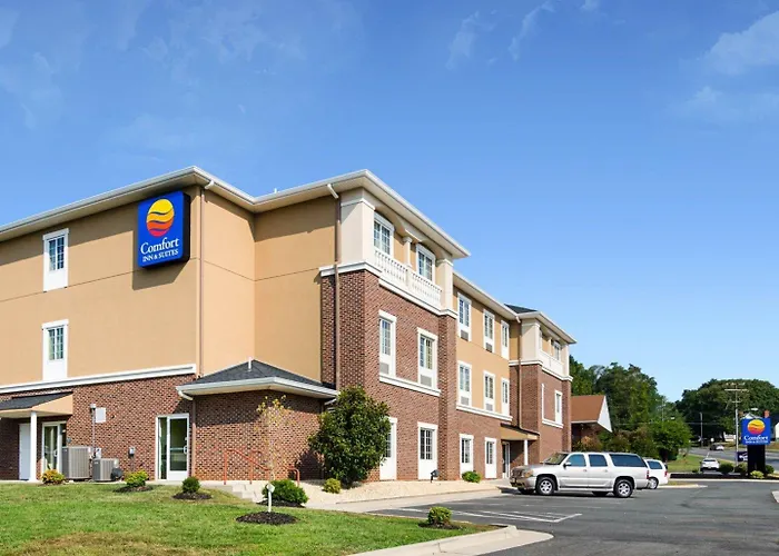 Comfort Inn & Suites Orange - Montpelier